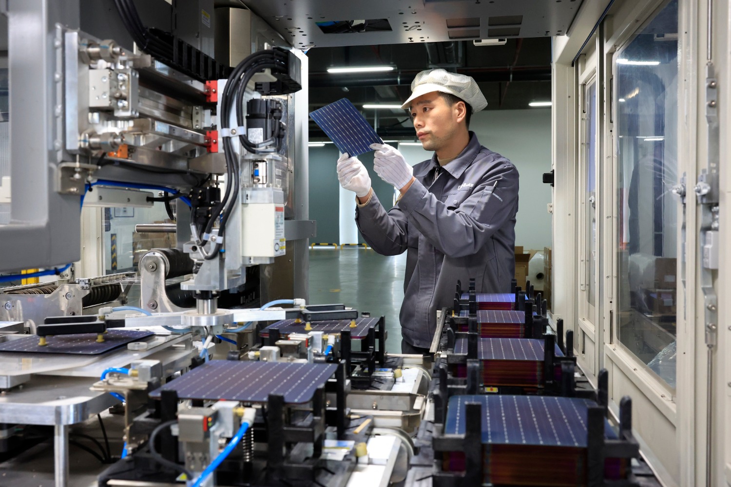 合肥庐阳经开区一体化光伏系统走向世界预计年产10万套